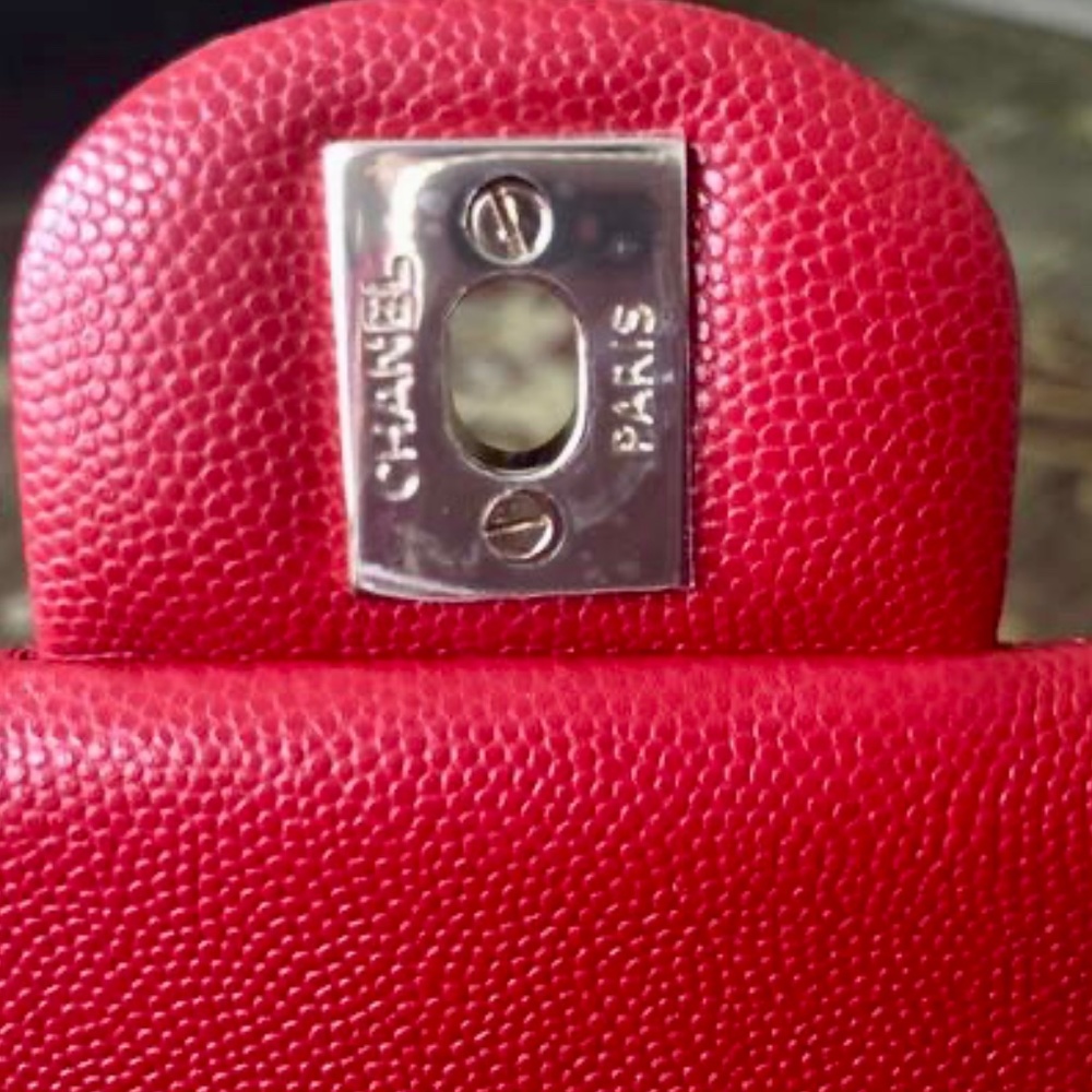 Chanel Classic Medium Flap Bag 19B True Red - Picture 8 of 9